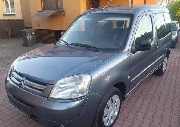 citroen berlingo pleszew Citroen Berlingo cena 11999 przebieg: 237000, rok produkcji 2006 z Pleszew